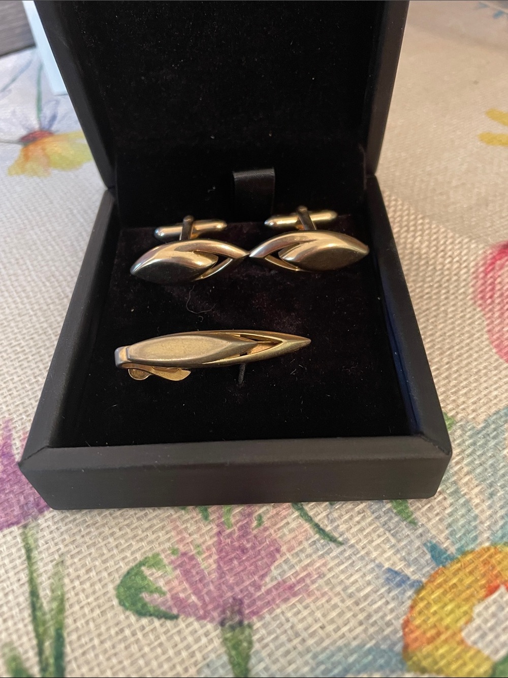 Swank Men's Gold-Tone Cufflinks and Tie Clip Set
